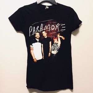 Black Paramore Tee